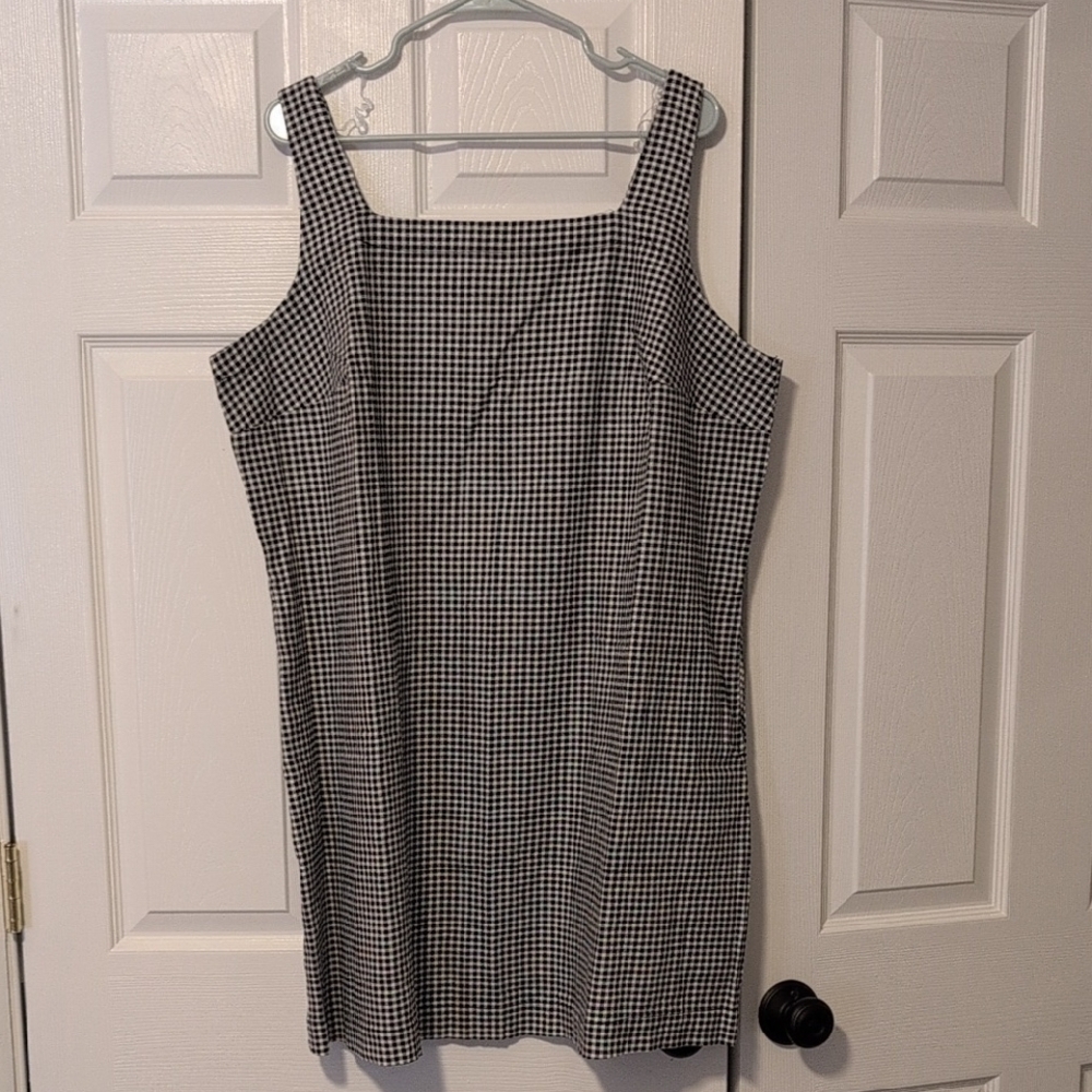 A New Day Classic Black and White Checkered Dress NWT